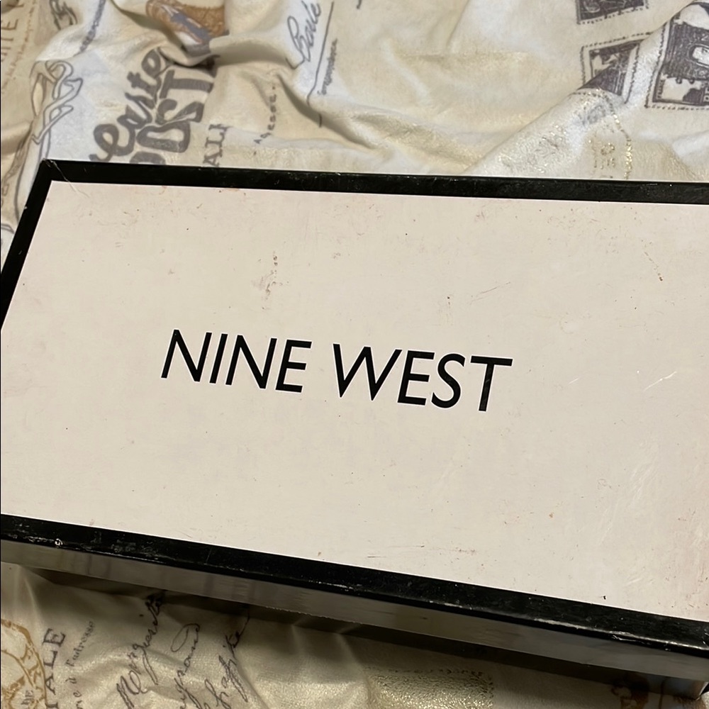 Nine West Shoe Box